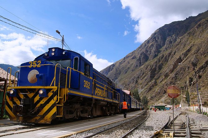 Machu Picchu Tour By Train (2 Days) - Transportation Details