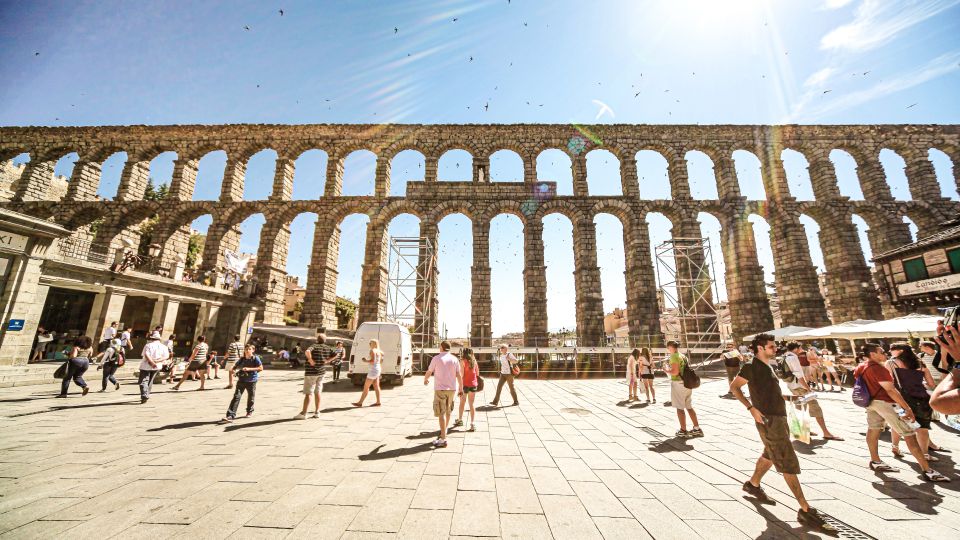 Madrid: Private 12-Hour Tour to Ávila and Segovia - Itinerary Highlights