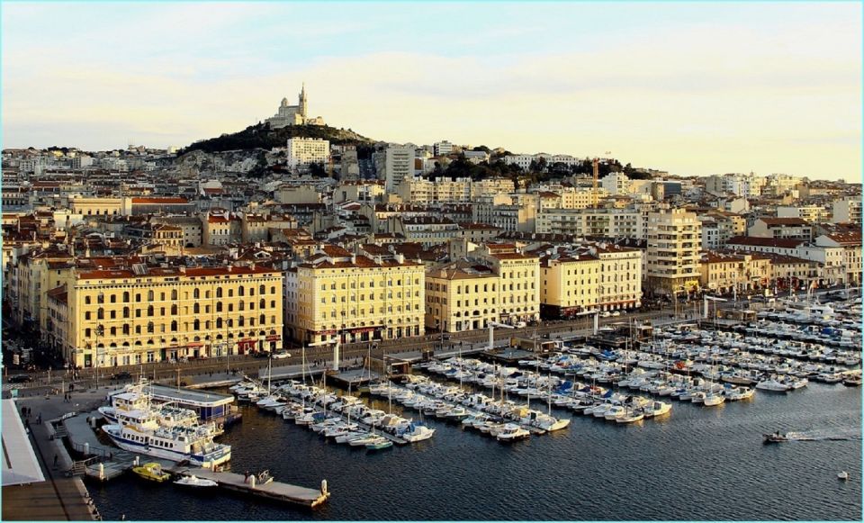 Marseille: Private City Center Walking Tour With Cruise - Itinerary Highlights