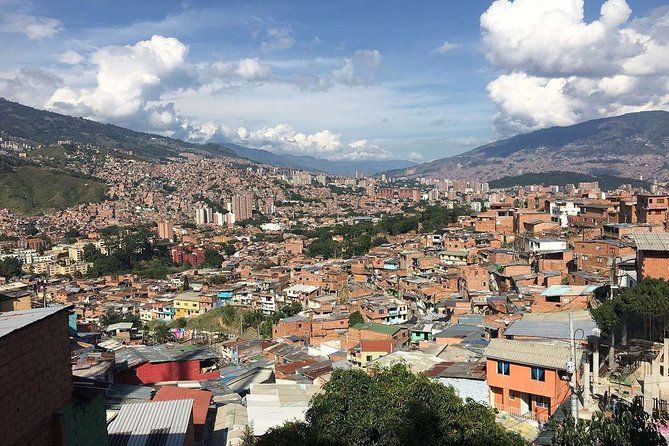 Medellin Graffiti Tour - What to Expect