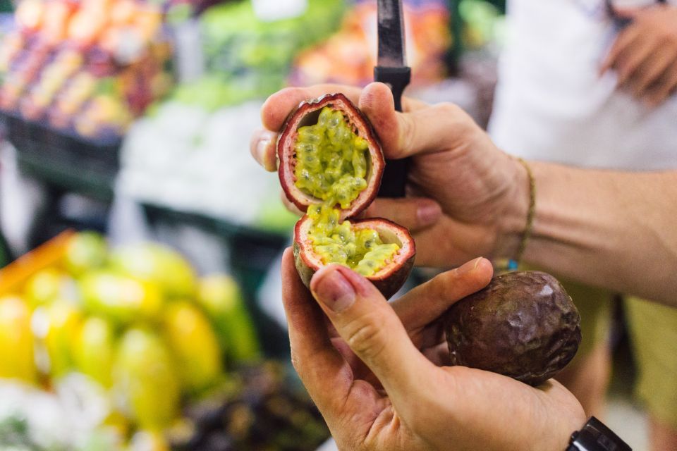 Medellin: Local Market Tour With Exotic Fruit Tastings - Key Experience Highlights