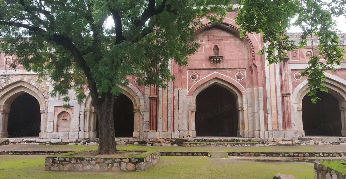 Mehrauli Archaeological Park Walk - Historical Significance