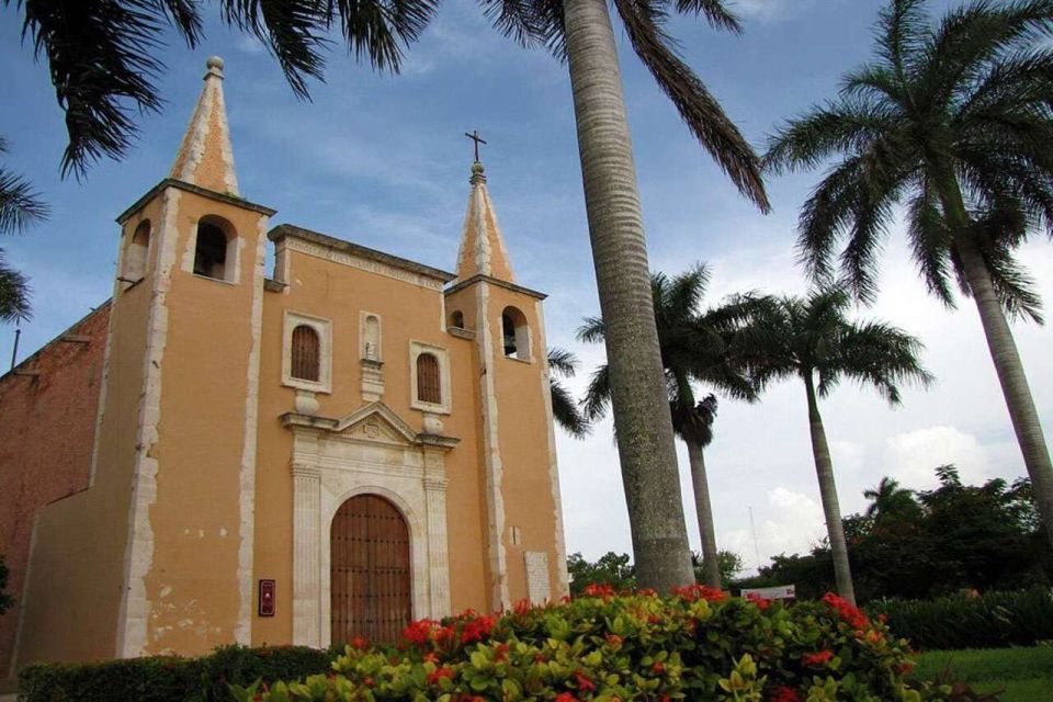 Merida: City Highlights Guided Walking Tour - Colonial Architecture: Twin Houses