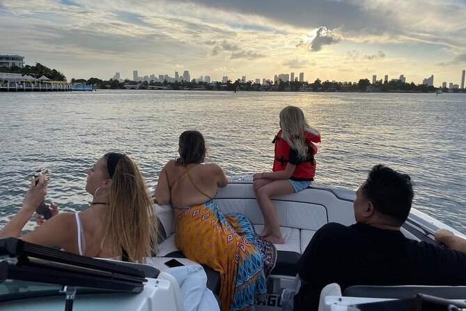 Miami Biscayne Bay Private Boat Experience With Captain - Meeting Details