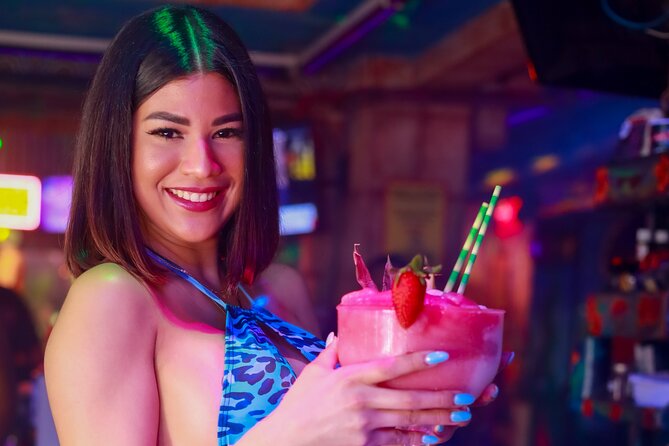 Miami: Mangos Dinner and Show Ticket - Dinner and Show Highlights