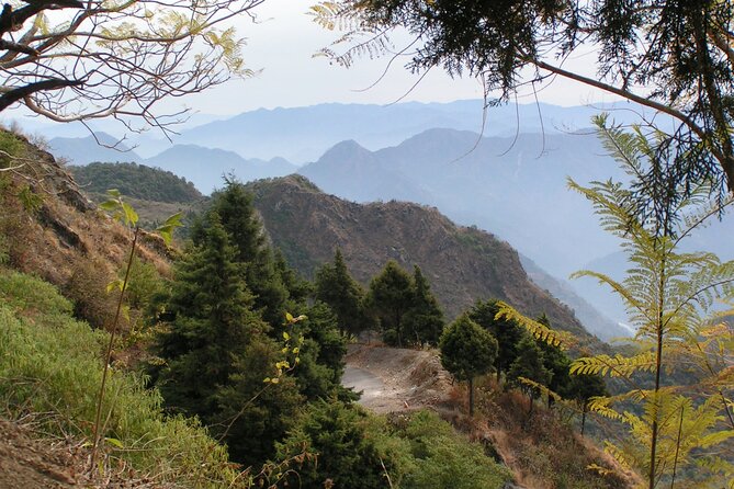 Moderate Himalayan Treks Near Rishikesh From Delhi - Best Treks Near Rishikesh