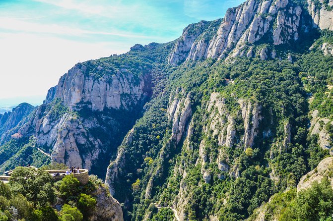 Montserrat 7-Hour Private Tour From Barcelona With Lunch - Pickup Information and Accessibility