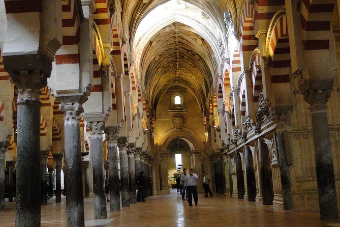 Mosque-Cathedral Cordoba Guided Tour With Priority Access - Inclusions of the Experience