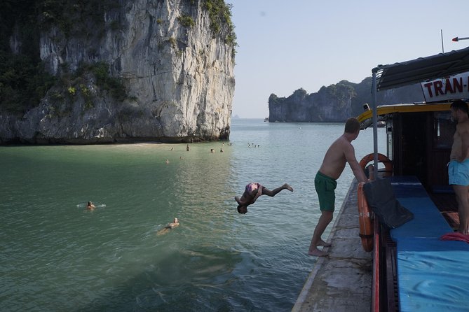 Most Favorite Full Day Boat Tour With Kayaking in Lan Ha Bay, Ha Long Bay - Pickup and Meeting