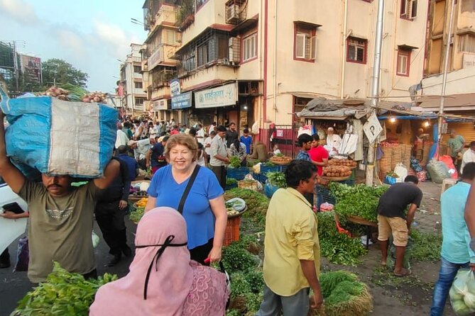 Mumbai Private City Sightseeing With Slum Tour - Inclusions and Amenities