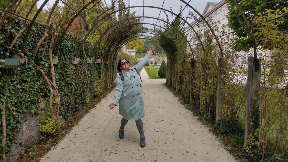 Munich: Day Trip to Salzburg With Local Artist - Highlights of the Experience