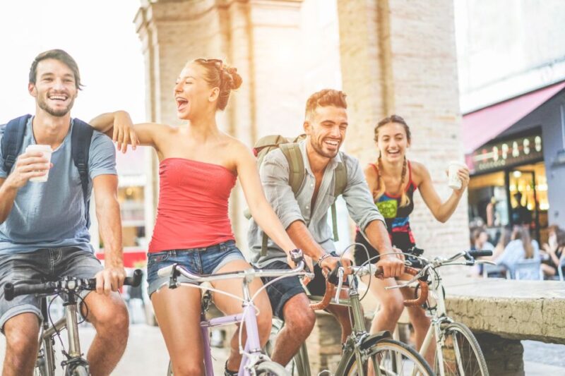 Munich: Highlights Private Bike Tour With Licensed Guide - Highlights and Itinerary