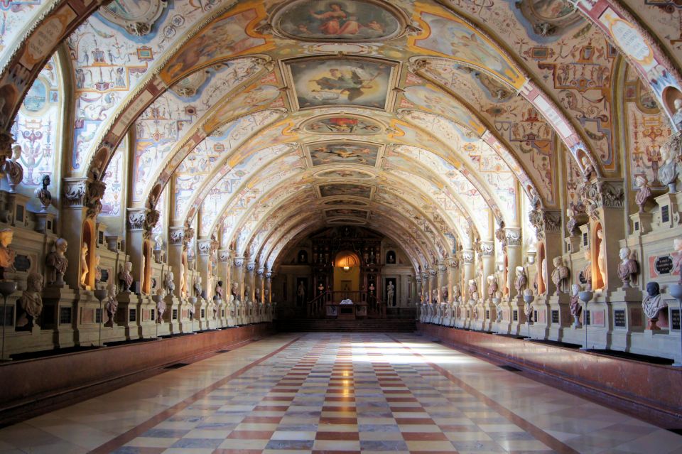 Munich: Residenz Palace, Museum and Treasury Private Tour - Tour Highlights and Experience