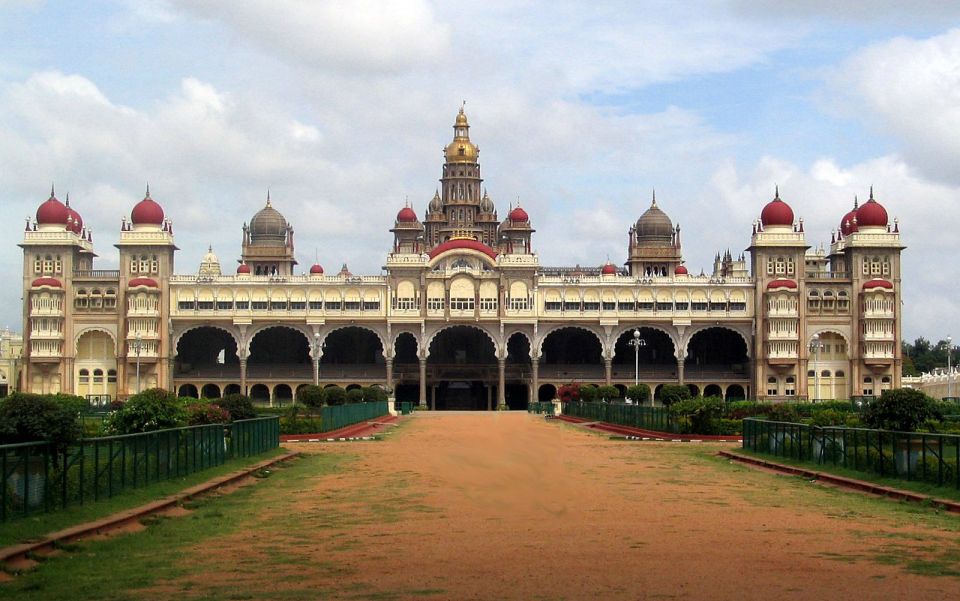 Mysore: Private Full-Day Sightseeing Tour of the City - Key Attractions