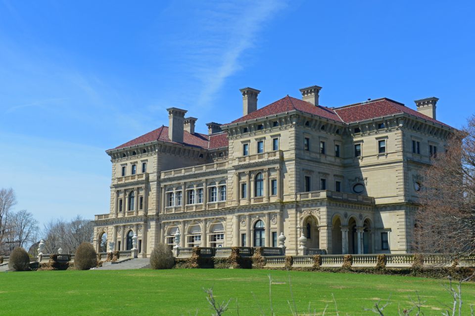 Newport: Cliff Walk Self-Guided Walking Tour - Self-Guided Experience