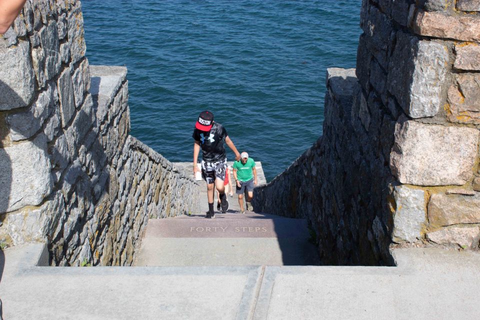 Newport, Rhode Island: Cliff Walk Gilded Age Audio Tour - Gilded Age History