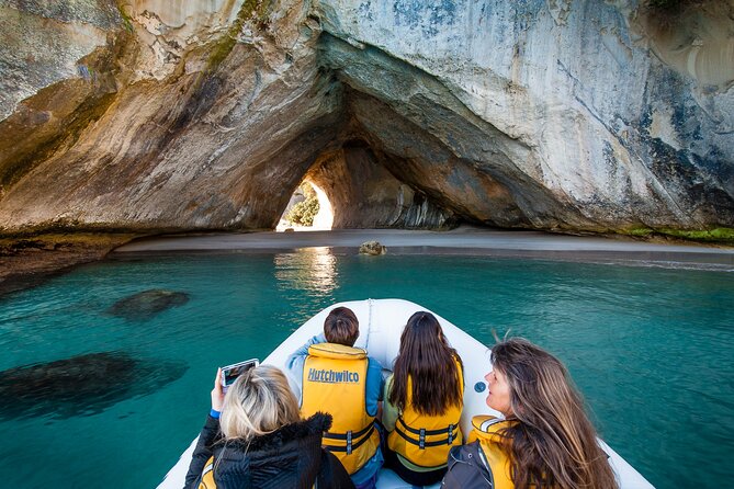 One Hour Cathedral Cove Boat Tour in Hahei - Inclusions and Amenities