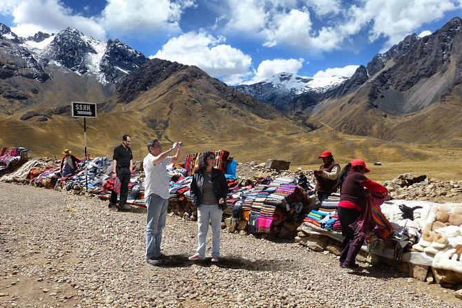 One-Way Scenic Touristic Bus to Puno From Cusco With Lunch - Included Amenities