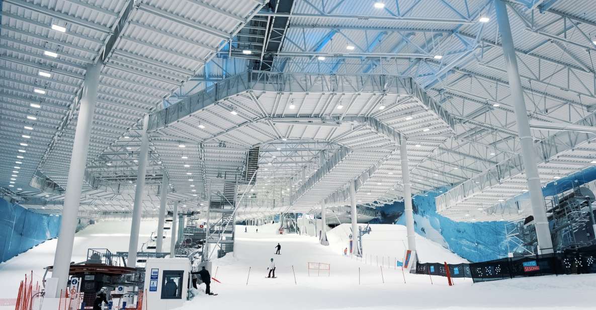 Oslo: Day Pass for Downhill Skiing at SNØ Ski Dome - Facilities and Activities