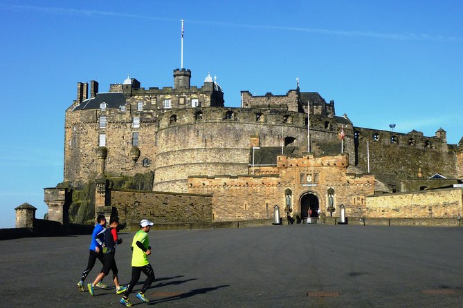 Panoramic Running Tour of Edinburgh - Climbing Arthurs Seat