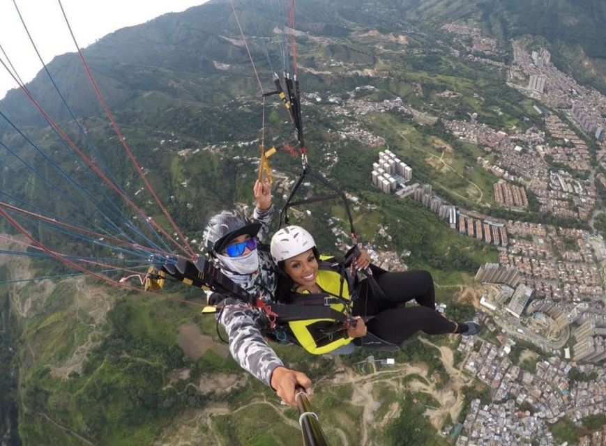 Paragliding Medellin With Transportation and Free Videos - Safety Protocols in Place