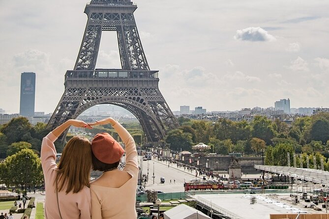 Paris Eiffel Tower Access to 2nd Floor and Summit Option by Lift - Meeting Point and Access