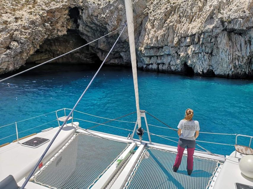 Paros: Catamaran Cruise With Swimming, Meal and Drinks - Inclusions and Amenities