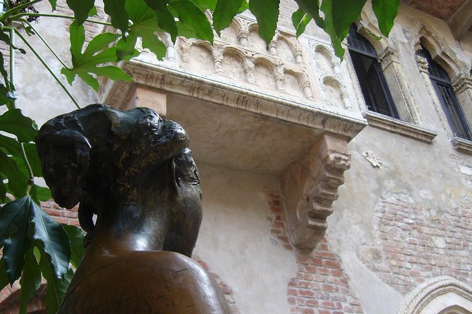 Passionate Verona: Living Romeo and Juliets Story - Top Landmarks in Verona