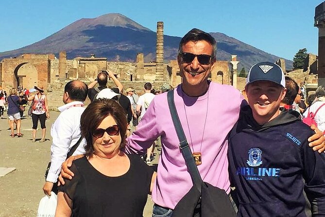Pompeii Skip-The-Line Private Tour With Guided Visit - Meeting and Pickup Details