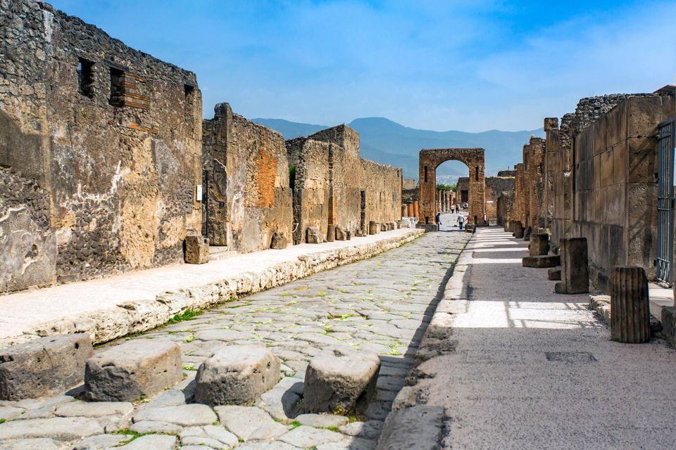 Pompeii: Traditional Food Experience in a Museum - Experience Details