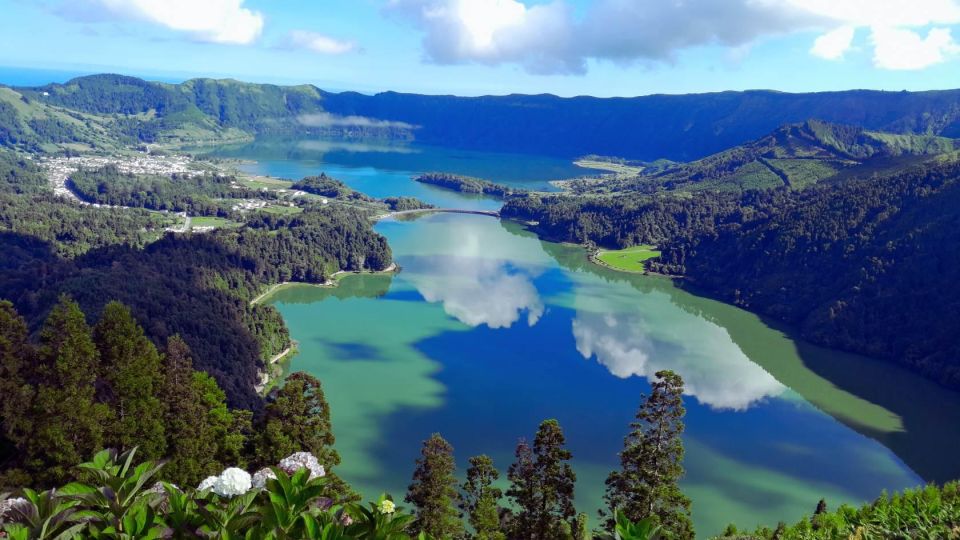 Ponta Delgada: West Circle Tour, Sete Cidades & Fire Volcano - Itinerary Highlights