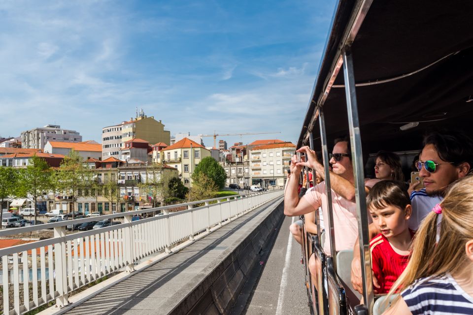 Porto: City Train Tour, River Cruise & Wine Cellar - Detailed Itinerary