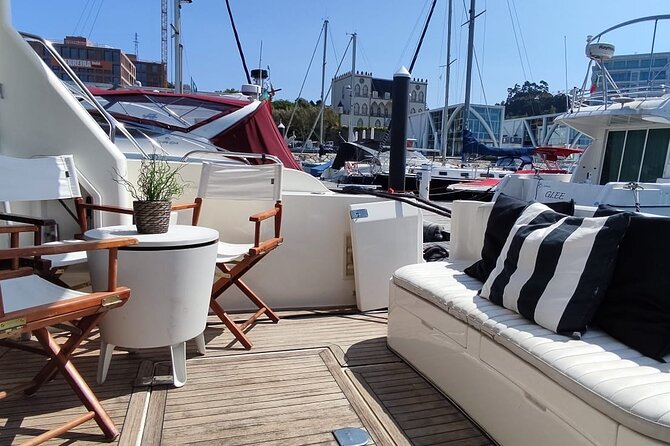 Porto: Luxury Yacht Tour of the 6 Bridges and Douro Natural Reserve - Pricing and Group Size