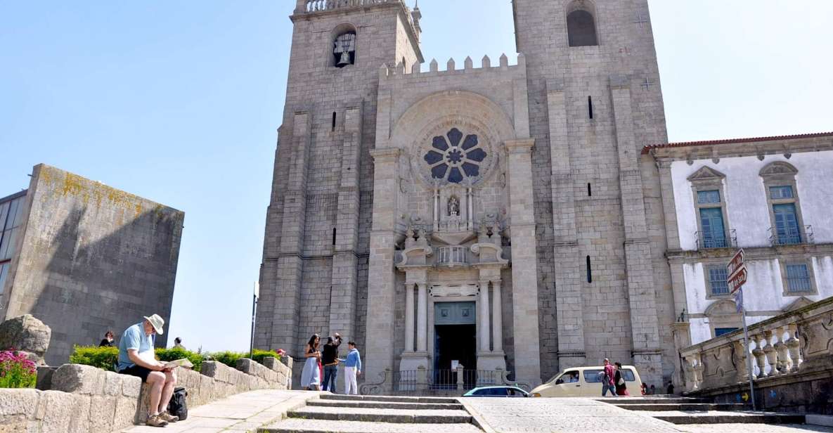 Porto: Old Town and Ribeira Walking Tour - Highlights of the Tour