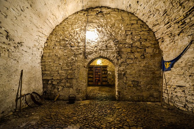 Prague Old Town, Medieval Underground and Dungeon Historical Tour - Tour Details