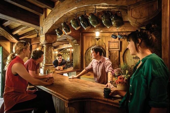 Private 3 Days Tour From Auckland: Hobbiton, Hamilton, Rotorua & Waitomo Caves - Accommodation Details