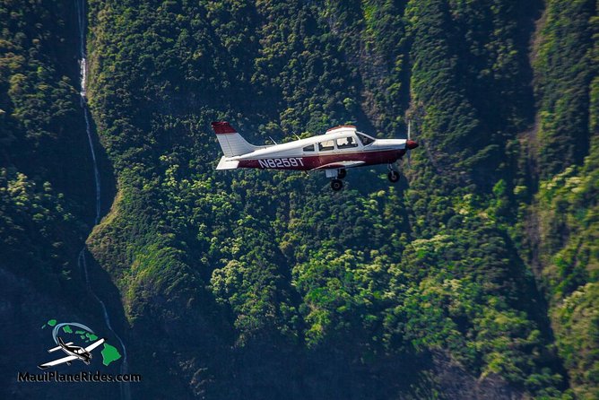 Private Air Tour 5 Islands of Maui for up to 3 People See It All - Meeting Point Details