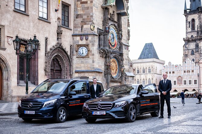 Private Arrival Transfer: Prague Airport - Additional Services