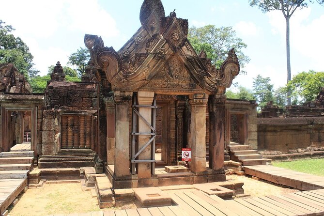 Private Banteay Srei and 4 Temples Guided Tour - Highlights of Banteay Srei