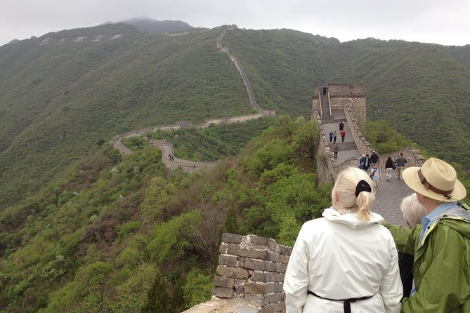 Private Beijing Layover Tour: Mutianyu Great Wall and Forbidden City With Cable Car and Meal - Detailed Itinerary