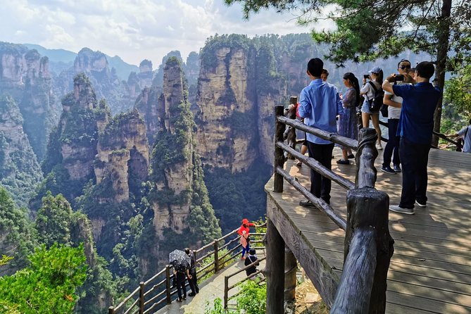 Private Day Tour: Discover Zhangjiajie National Forest Park-Avatar Mountain - Inclusions and Amenities