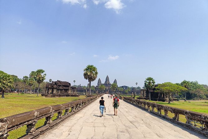 Private Day Tour in Angkor Park - Pickup and Meeting Information