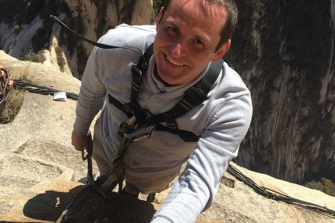 Private Day Trip to Mount Hua From Xian With English Driver - Highlights of the Mount Hua Experience