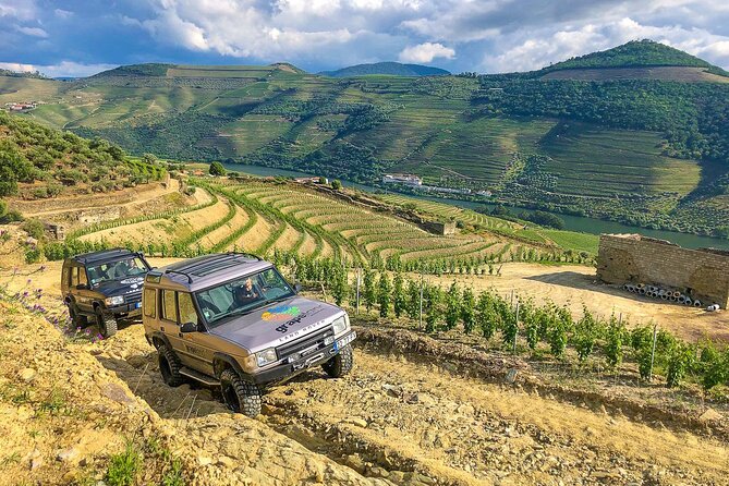 Private Douro and Porto 4x4 Tour With Wine Tasting and Boat Trip - Wine Tasting Experiences