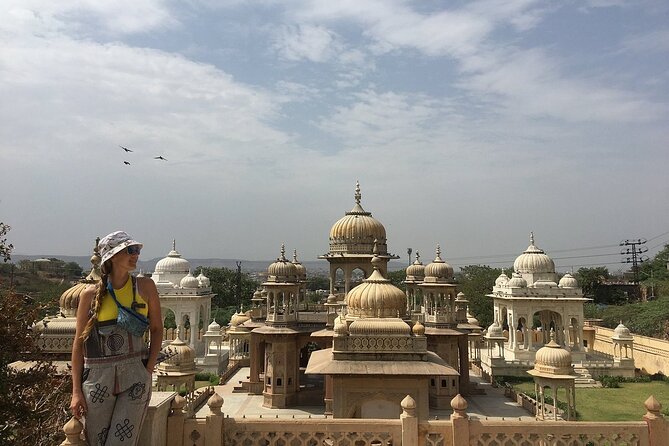 Private Full-Day Sightseeing Tour of Jaipur With Optional Guide - Inclusions of the Tour