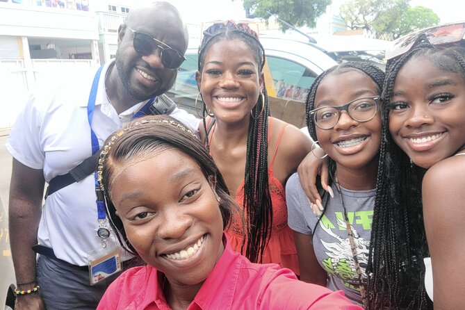 Private Guided Tour Around Nassau, The Bahamas - Meeting and Pickup Process