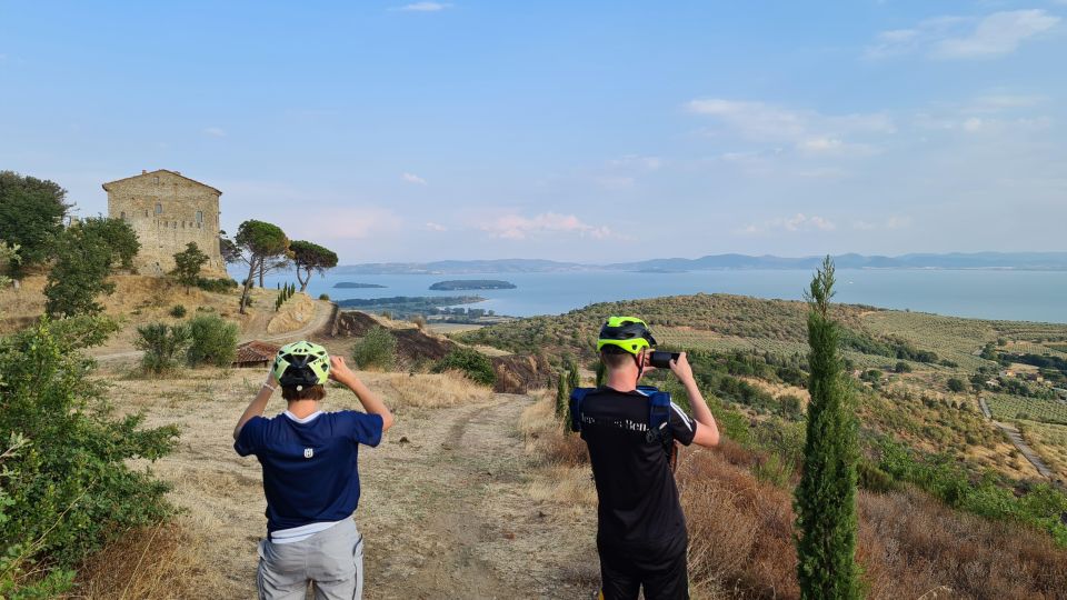 Private Guided Tour: Discover Lake Trasimeno on E-Bike - Activity Highlights