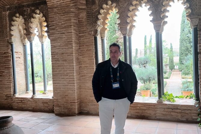 Private Guided Tour in Toledo With Official Toledo Guide - Tour Highlights and Experiences