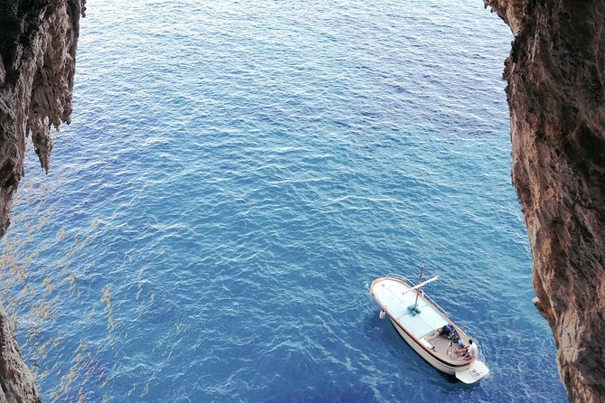 Private Island of Capri by Boat - Exploring Capris Natural Wonders