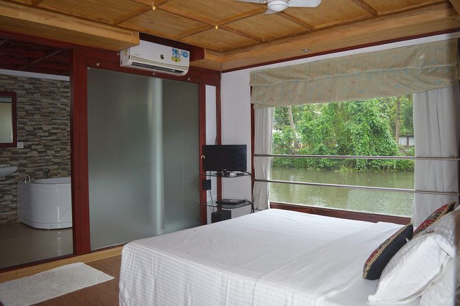 Private Luxury Houseboat Trip at Alleppy Backwaters. - Itinerary Details and Highlights